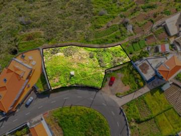 Terreno Rústico de 603 mts2 com Vista Mar em Campanário