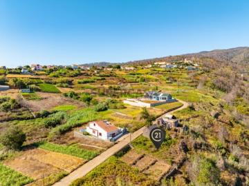 Terreno Rústico em Fajã da Ovelha Calheta