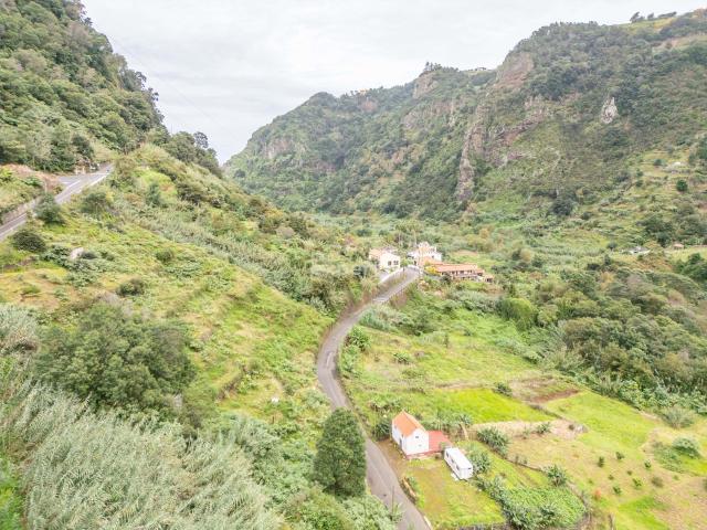 Terreno Rústico com elevado potencial Calhau de São Jorge