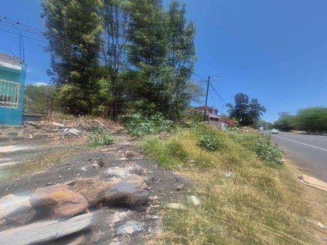 TERRENO RUSTICO EN VENTA CON EXCELENTE UBICACIÓN. 4