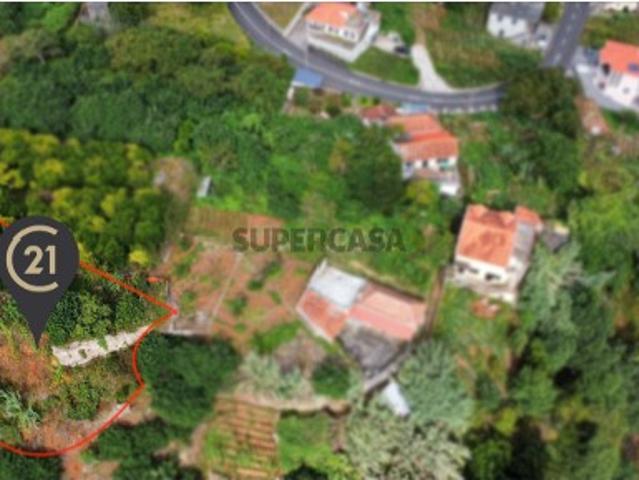 Terreno Agrícola + Moradia T2 Faial Santana