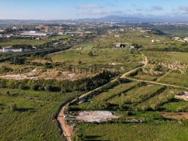 Parcela de 300m2 de Terreno Rústico,em regime de Avos, na Terrugem