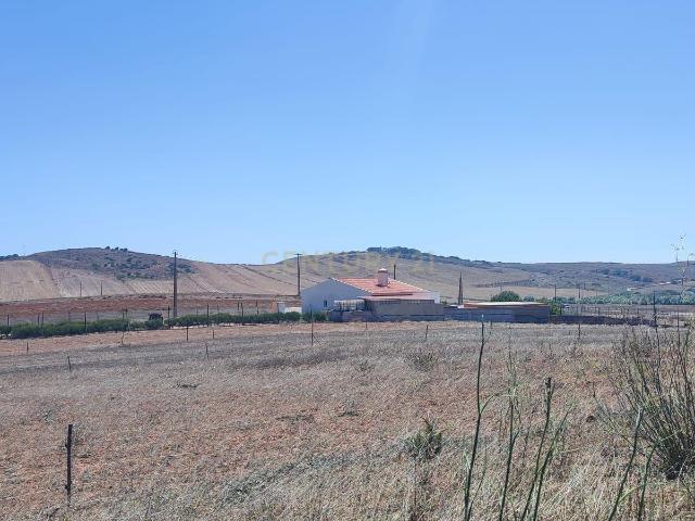 Terreno rustico situado na Vila do Bispo