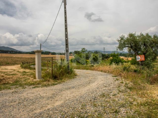 Terreno Rústico Urbanizável para venda na Amendoeira, Valverde, Fundão