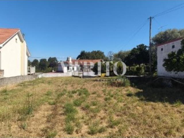 Terreno Rústico viabilidade construtiva com 570 m² em Alvarães