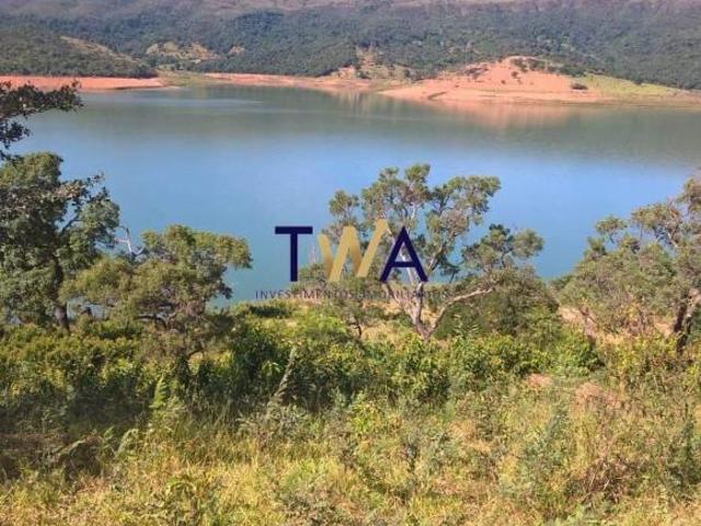 Terreno Rural à Venda em Guapé Centro 67.824 m²