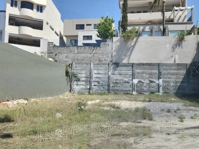 TERRENO RENTA CONTRY MONTERREY