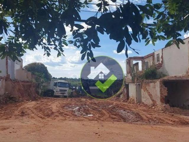 Terreno à venda, 675 m² por R$ 742.000,00 Centro Agudos/SP