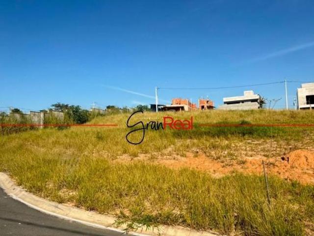 Terreno Residencial à Venda no Condomínio Jardim Belmonte