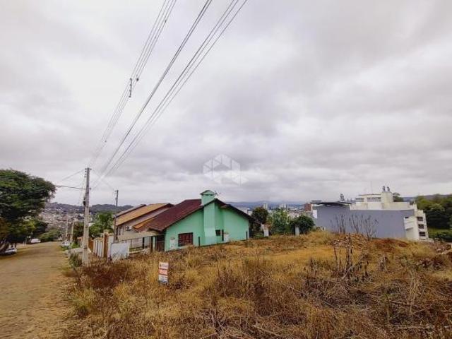TERRENO RESIDENCIAL, amplo, de esquina!