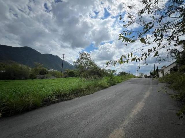 TERRENO RESIDENCIAL CAMPESTRE ZONA CARRETERA NACIONAL SANTIAGO