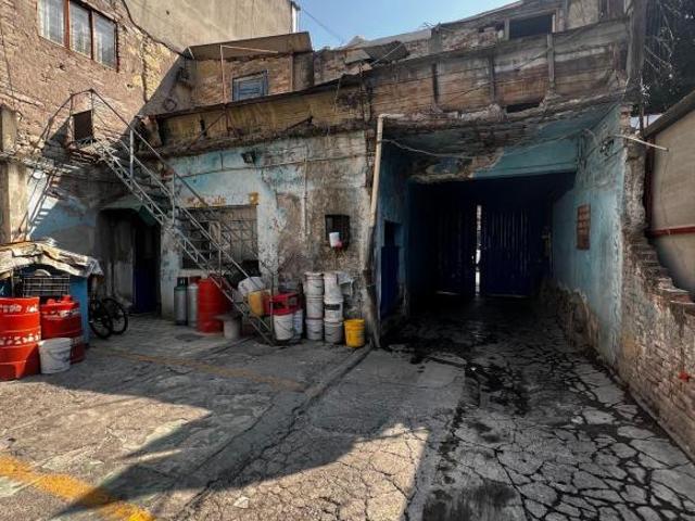 Terreno Residencial con comercio 4