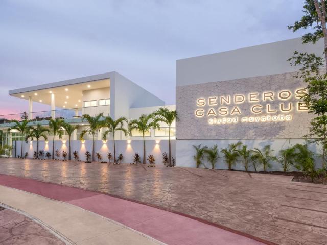 Terreno residencial en Senderos de Mayakoba | Lote en esquina