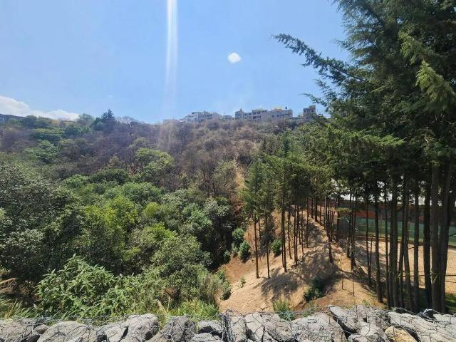 Terreno residencial en venta en Bosque Real en Ciudad de M?xico
