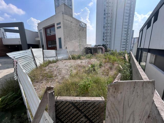Terreno Residencial en venta en Bosque Real