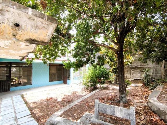 Terreno residencial en venta en calle Damián Carmona, Col. Obrera, en Minatitlán, Veracruz