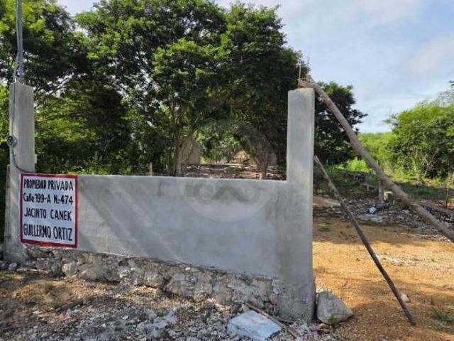 Terreno residencial en venta en Fraccionamiento Jacinto Canek