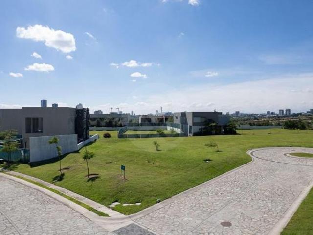 Terreno residencial en venta en Fraccionamiento Las Lomas Club Golf