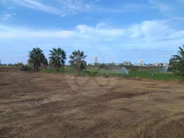 Terreno residencial en venta en Fraccionamiento Marina Mazatlán