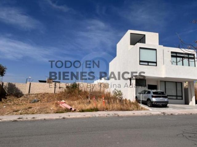 Terreno residencial en venta en Fraccionamiento Sonterra