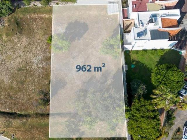 Terreno residencial en venta en Jacarandas