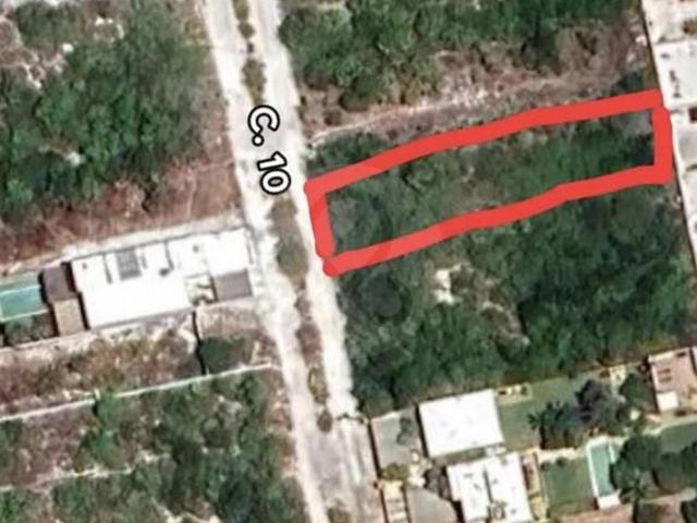 Terreno residencial en venta en Pueblo Chicxulub Puerto