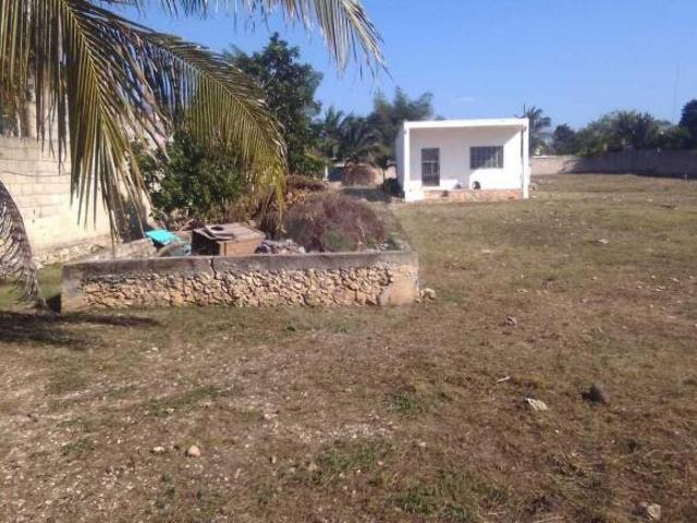 Terreno residencial en venta en Pueblo Kanasin