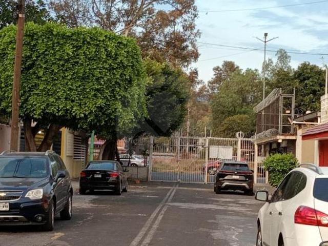 Terreno residencial en venta en Residencial Acueducto de Guadalupe