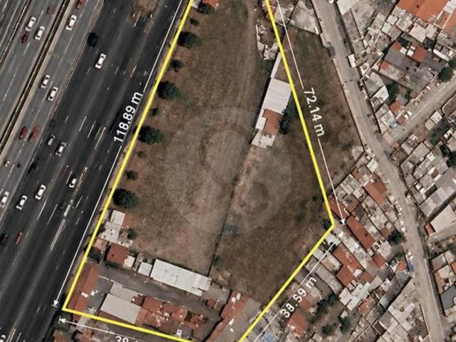 Terreno residencial en venta en San Juan Ixhuatepec