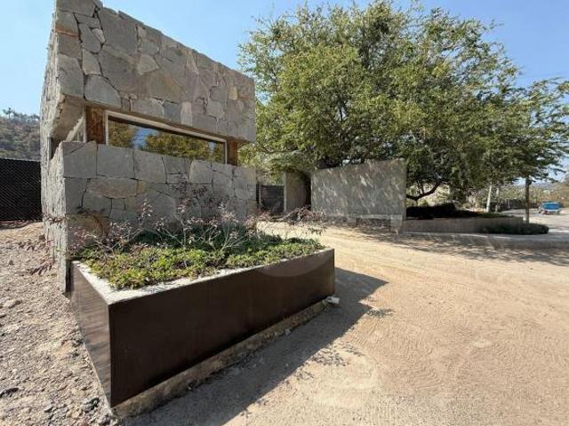 Terreno residencial en venta en Santa Ana Tepetitlán