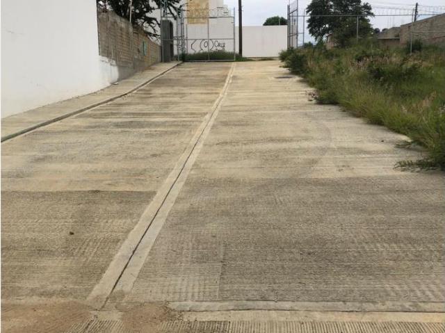 Terreno residencial en venta en Santa Cruz Xoxocotlán, Oaxaca, cerca de servicios clave