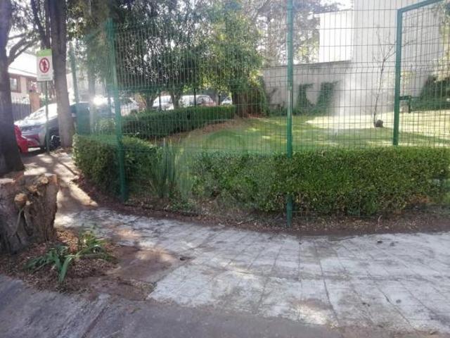 Terreno residencial en venta en Villa Verdún