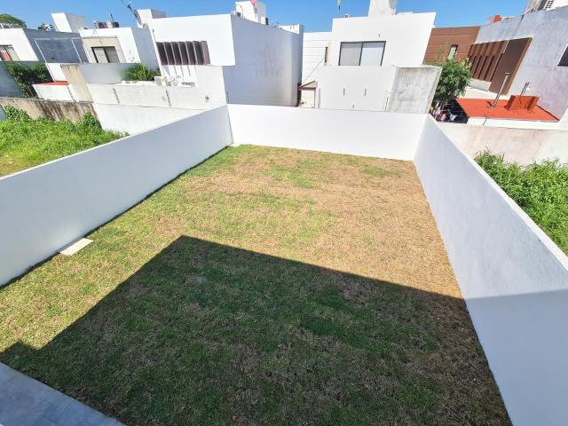 Terreno residencial en venta en zona country