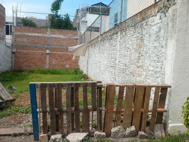 Terreno Residencial en Venta en Zona de Oro, Celaya