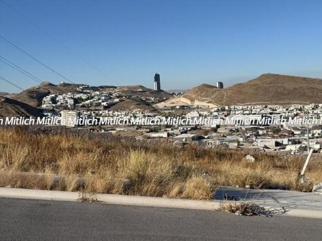 TERRENO RESIDENCIAL EN VENTA FRACC. CIMA DEL PEDREGAL $4,048,000