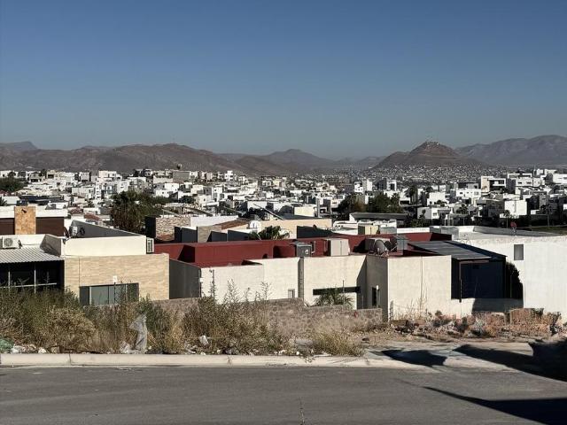 TERRENO RESIDENCIAL EN VENTA FRACC. CIMA DEL PEDREGAL $3,648,000