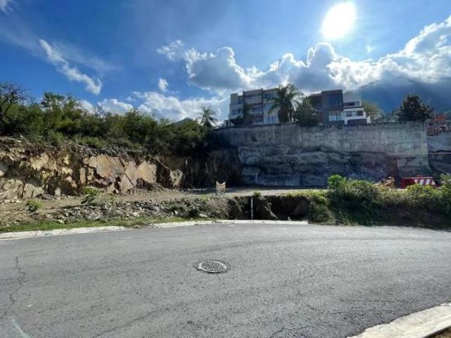 TERRENO RESIDENCIAL EN VENTA SIERRA ALTA ZONA CARRETERA NACIONAL MONTERREY