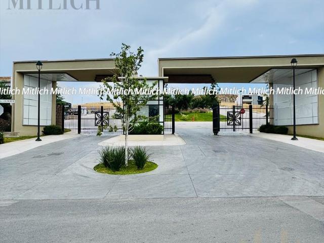 TERRENO RESIDENCIAL EN VENTA VISTAS DE SAN CHARBEL DE GRUPO VALLES $5,728,000