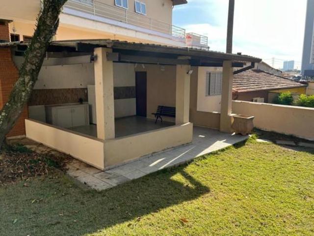Terreno residencial para venda, 161m²