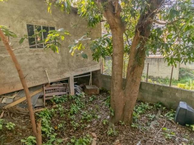 Terreno residencial para venda, 275m²