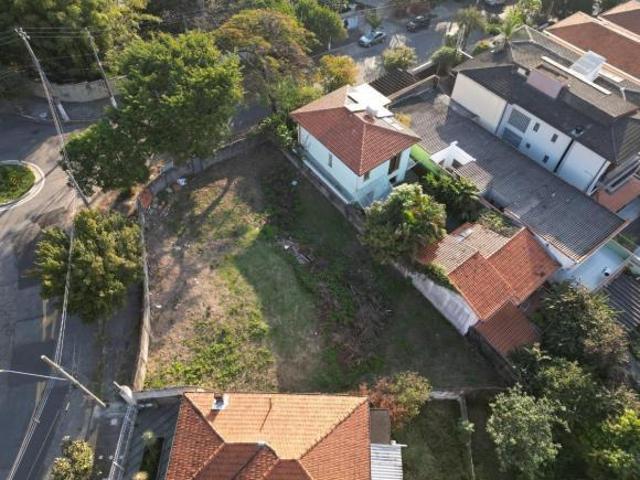 Terreno residencial para venda, 538m²