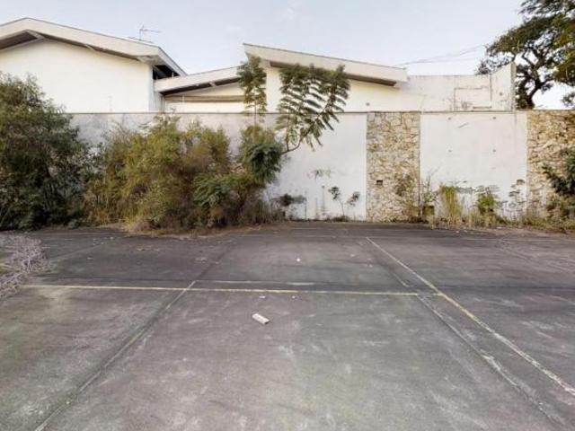 Terreno residencial para venda, 611m²