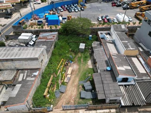 Terreno residencial para venda, 672m²
