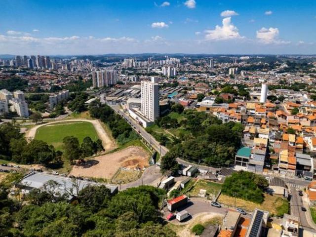 Terreno residencial para venda em Jardim Palermo, 554m²