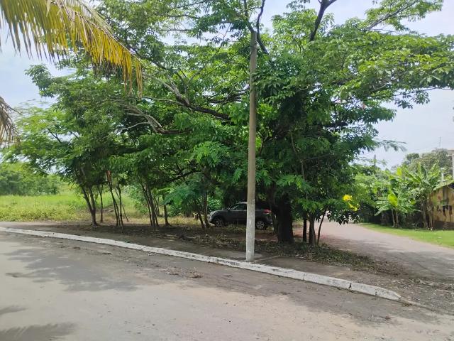 TERRENO HABITACIONAL en ESQUINA
