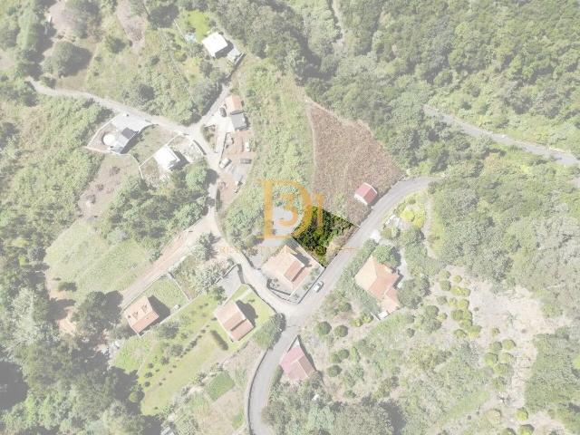 Terreno São Vicente Perfeito para Alojamento Local Negociável