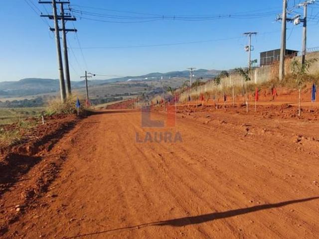 Terreno, Santa Edwirgens, Pará de Minas, MG