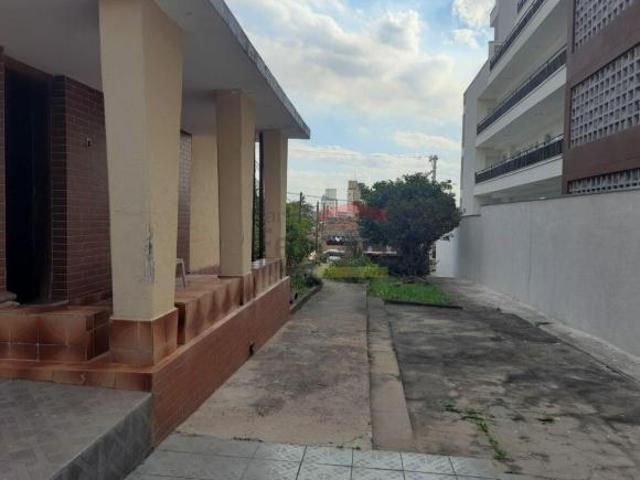 TERRENO SANTA TEREZINHA,720 METROS COM 12 DE FRENTE,IDEAL PARA CONDOMÍNIO OU PRÉDIO