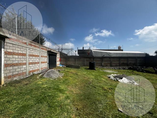 Terreno semi plano ev venta en San Miguel Ajusco, bardeado, con cisterna