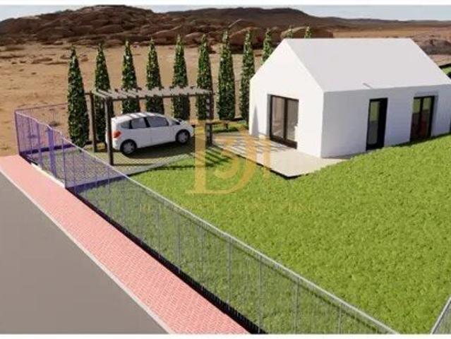 Terreno Serra de Fora Porto Santo Perto da Praia